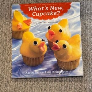 ☀️What’s New, Cupcake? Cookbook - Yellow Cupcake Ducks